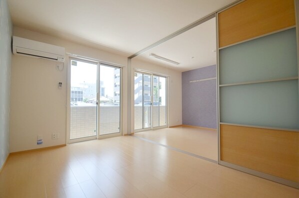 エスト・レザンの物件内観写真